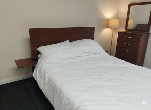 PIVOT Oak Bedside Tables (Pair)